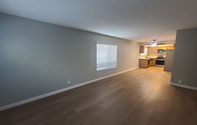 2 beds, 1 bath, 950 sqft, $3,090, Unit 1714-1