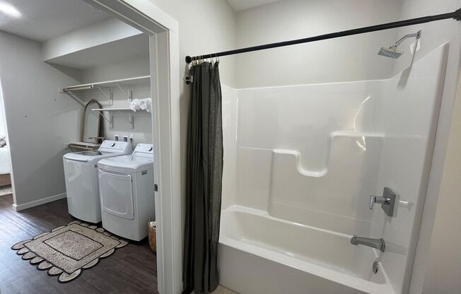 1 bed, 1 bath, 690 sqft, $1,395, Unit 508 - A690