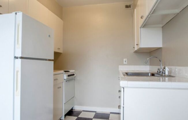 1 bed, 1 bath, 530 sqft, $1,475, Unit 307