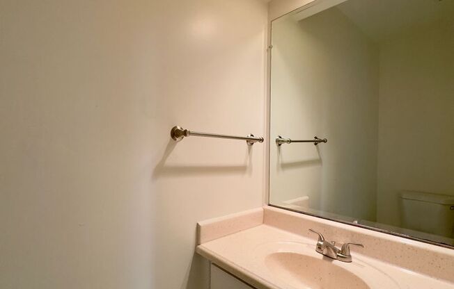 Charming 4 Bedroom/3 Bathroom Townhome in Mays Chapel-Chapelgate (Lutherville)