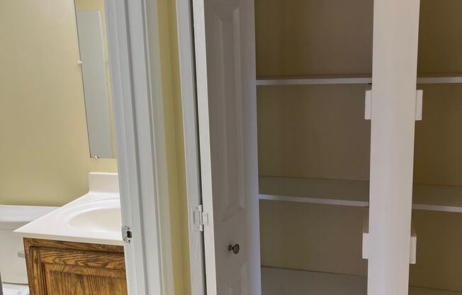 1 bed, 1 bath, 750 sqft, $1,275, Unit 626-1 B