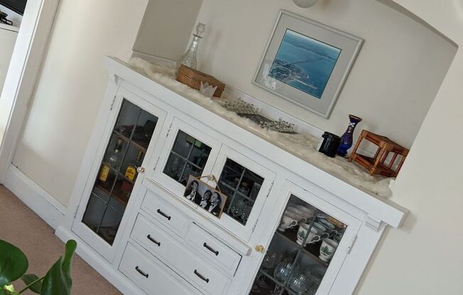 August Management presents the Mariner Duplex