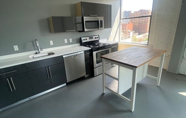 Studio, 1 bath, 625 sqft, $1,495, Unit 803