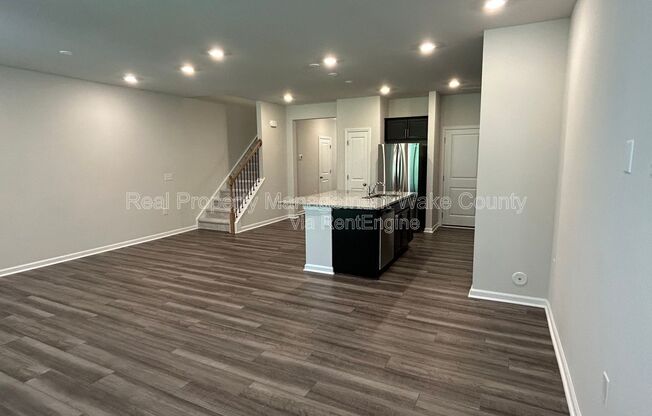 1605 EMORY RDG WAY