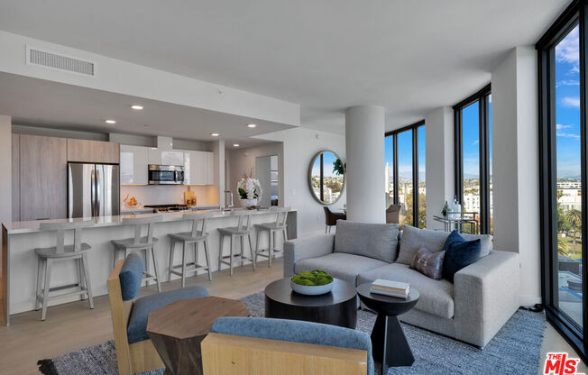 3 beds, 3 baths, 2,614 sqft, $17,995, Unit PH02