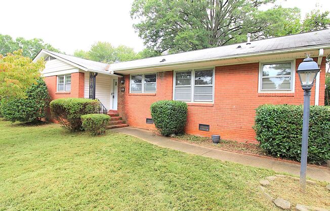 Charming Ranch Home in Windsor Park