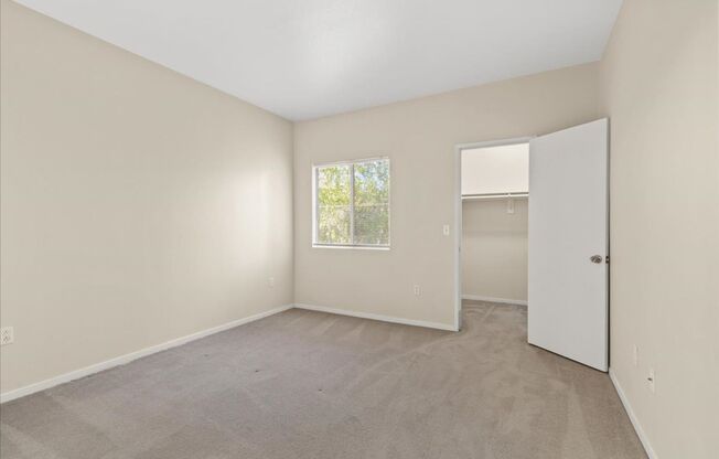 3 beds, 2 baths, $1,550, Unit # 2047