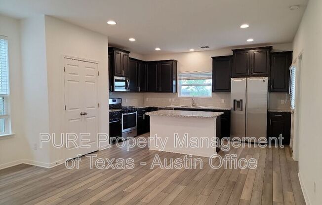 3201 COLLEGE PARK DR