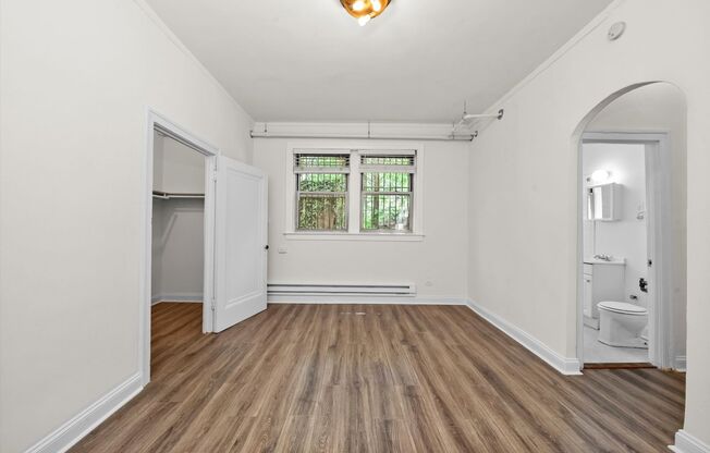 Studio, 1 bath, 348 sqft, $1,250, Unit 107