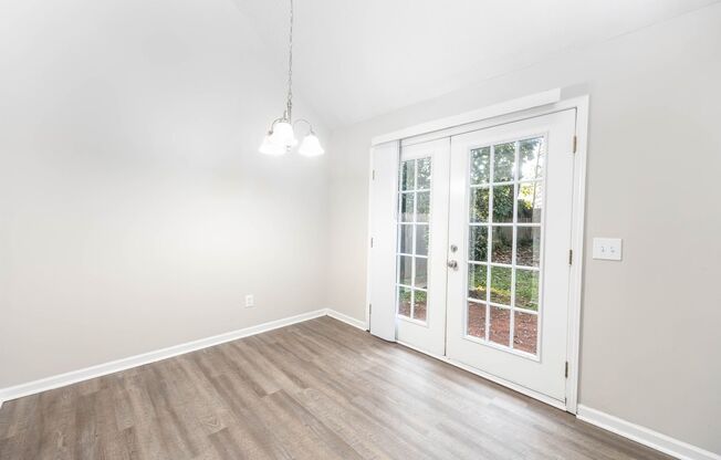 Coming Soon! Spacious 3 Bedroom 2 Bath!