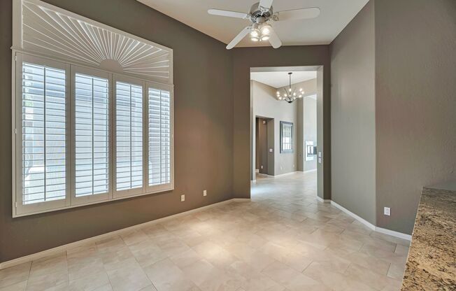 Stylish 2-Bedroom Home with Resort-Style Amenities in Scottsdale