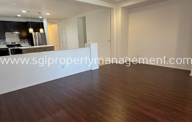 1243 E WALNUT RD