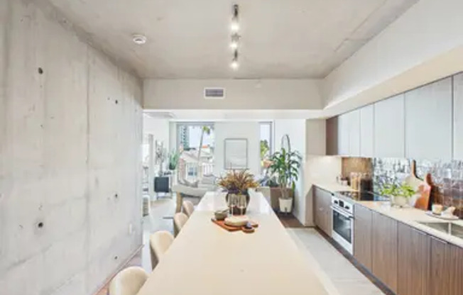 1 bed, 1 bath, 668 sqft, $3,195, Unit 505