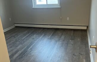 1 bed, 1 bath, 700 sqft, $1,100, Unit 309