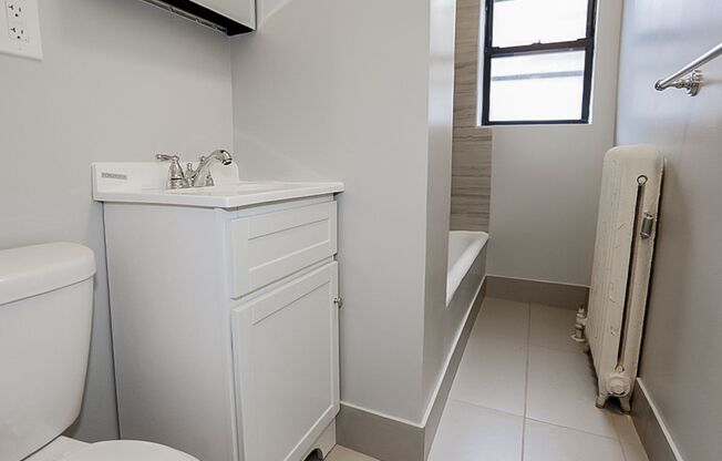 1 bed, 1 bath, 560 sqft, $1,995, Unit 516-220