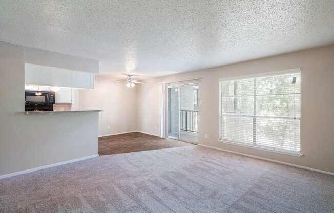Firestone: Dining Area, at Westdale Hills, Euless, TX 76040