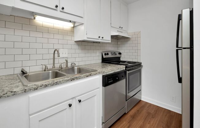 1 bed, 1 bath, 453 sqft, $944, Unit E1