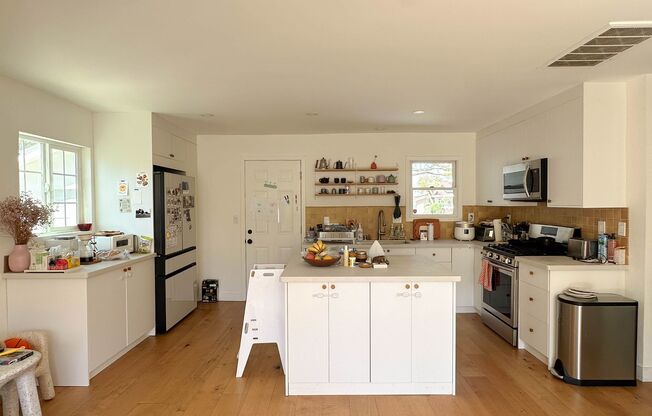 Upgraded 3 bed 2 bath San Jose home. This is a must see!