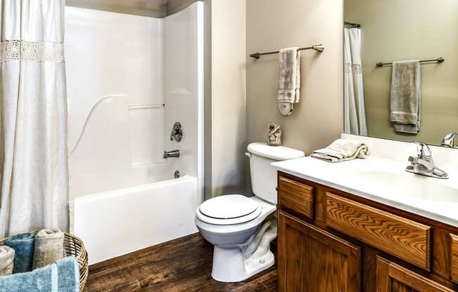 Ample bathrooms at Tiburon View Apartments, Nebraska