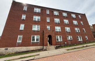 101-129 Central Square