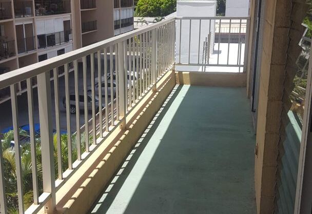 Waikiki - King Kalani - 2 bedroom, 1.5 bath, 1 parking - $2,250