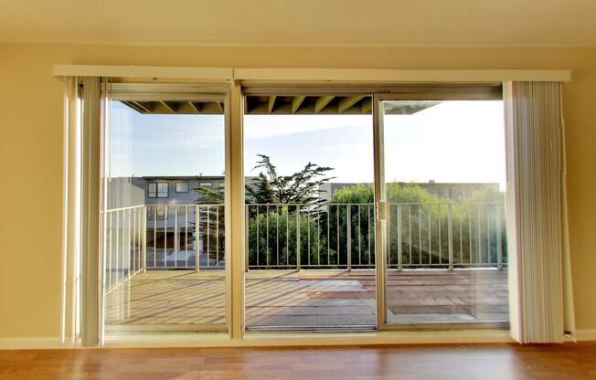 88 Crestline Drive (618r)