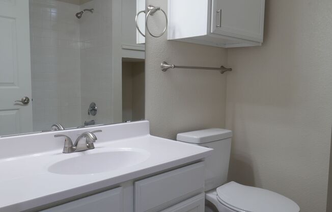 2 beds, 2 baths, $1,809, Unit 177