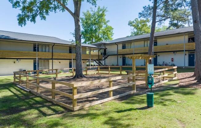2 beds, 1 bath, 840 sqft, $1,375, Unit 118