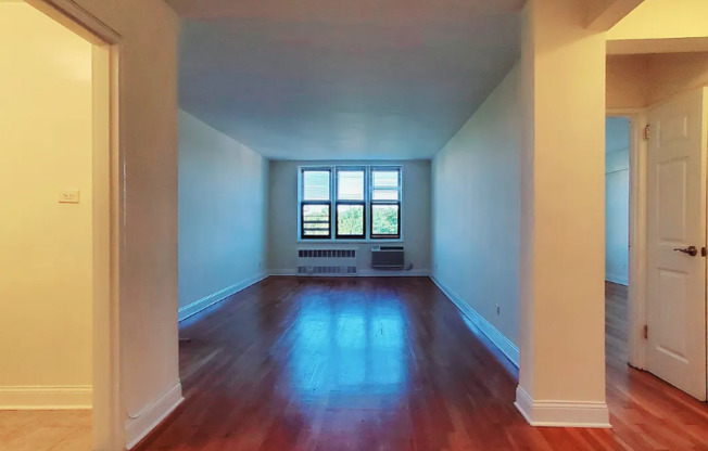 60 TURNER PL