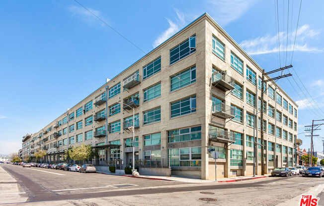 2 beds, 2 baths, 1,670 sqft, $5,995, Unit 556