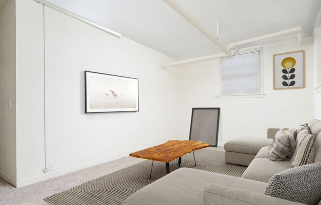 2 beds, 1 bath, 800 sqft, $1,225, Unit 12-C3