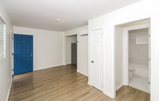 1 bed, 1 bath, 650 sqft, $790, Unit 1080-2
