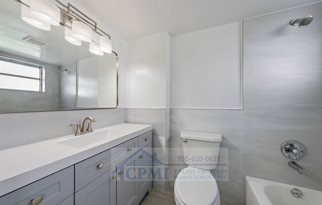 2 beds, 1 bath, 846 sqft, $2,050, Unit G127
