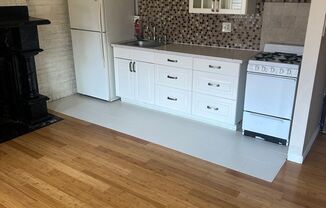2017 E carson st