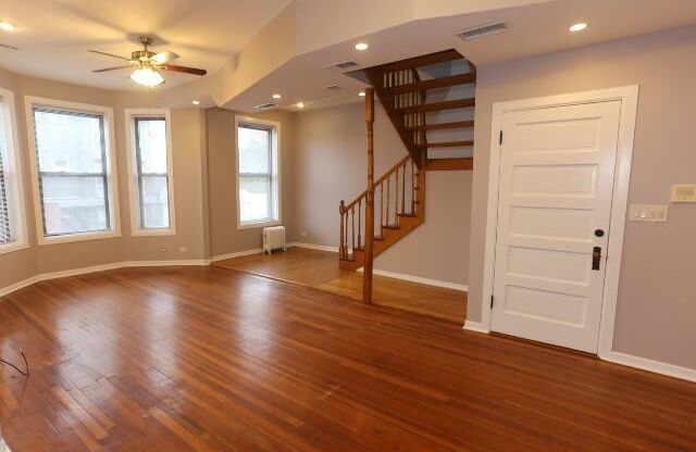2202 BELMONT