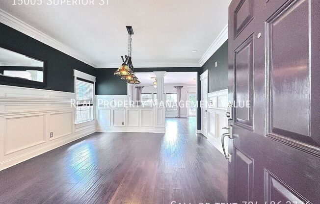 15005 SUPERIOR ST