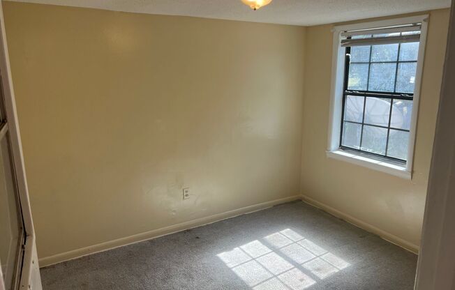 1801 Goodyear Ave - TJ