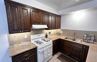 MOVE-IN READY 1 Bed and 2 Bath Units at 26110 Narbonne Ave Lomita, CA 90717