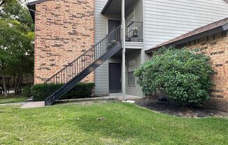 1 bed, 1 bath, $1,100, Unit Q168