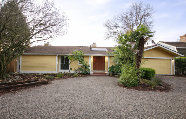 15005 58 LN NE