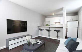 1212 S. Longfellow