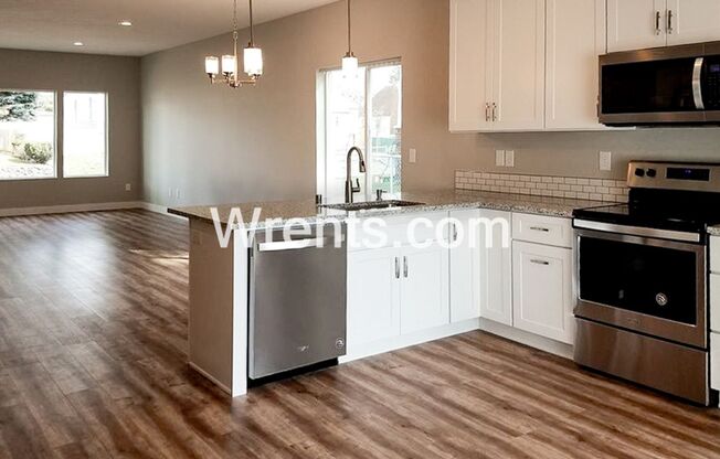 Beautiful Home By Esmeralda Golf Course Available NOW!!!!