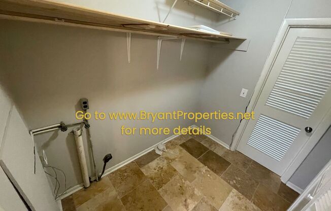 2 beds, 1 bath, $1,400, Unit 6680 Charlotte Pike #B2