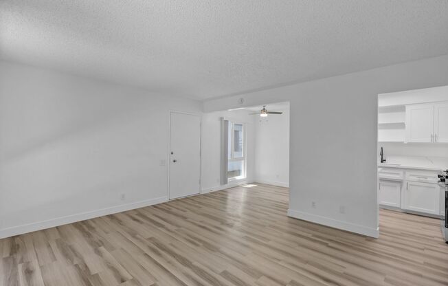 1 bed, 1 bath, 660 sqft, $1,395, Unit 239