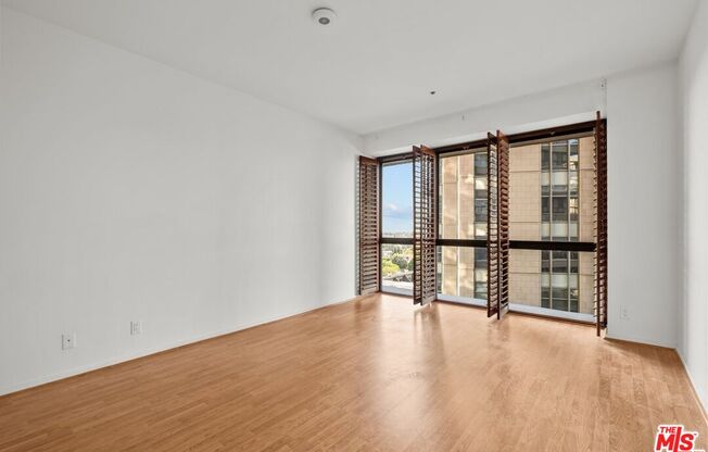 10750 Wilshire Blvd Apt 1401