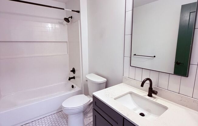 1 bed, 1 bath, 635 sqft, $1,900, Unit Unit 502