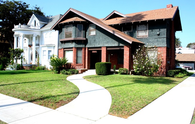 24th Street Apartments