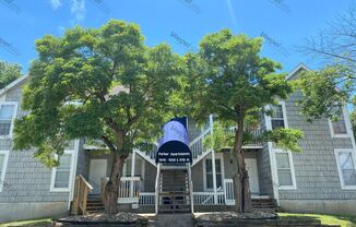 10019 - 10025 E. 67th Street