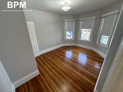 4 beds, 2 baths, $4,100, Unit 2