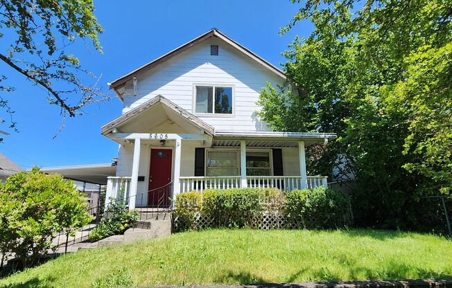 UNIVERSITY LIVING - Beautiful 5 Bedroom Home in St. Johns - Next to University of Portland!